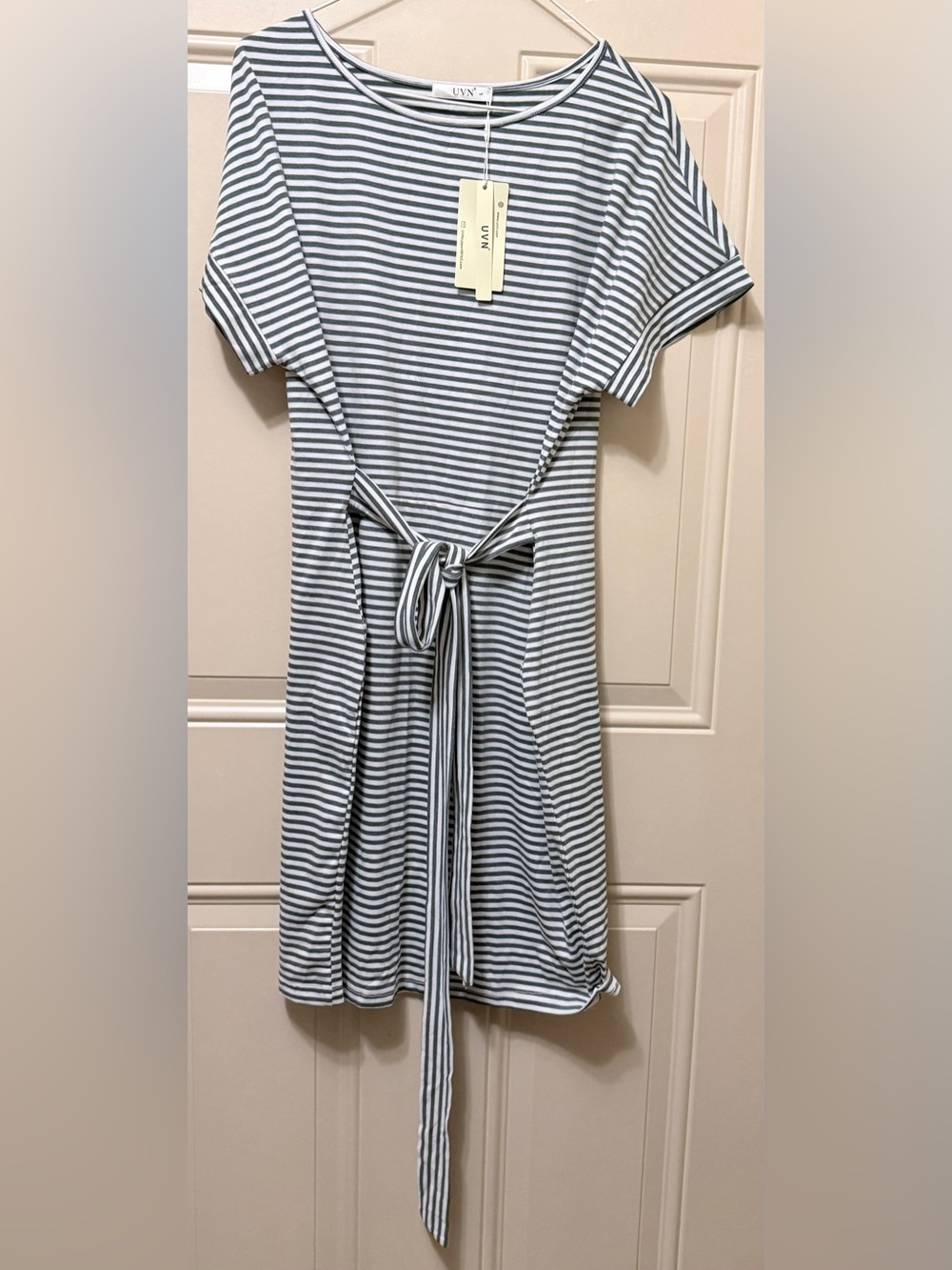 UVN White and Gray Green Striped Dress with Attached Belt Dolman Sleeves Size L